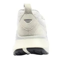 830773 Biom 2.2 Shoe - White