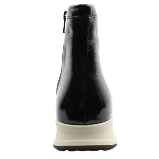 10203 Boot - Black Multi