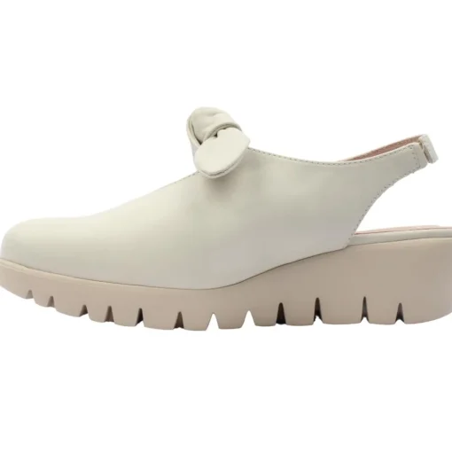 C33315 Shoe - Beige