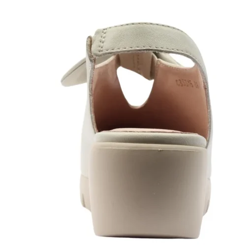 C33315 Shoe - Beige
