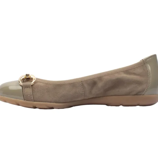 22172 Pomp Shoe - Taupe