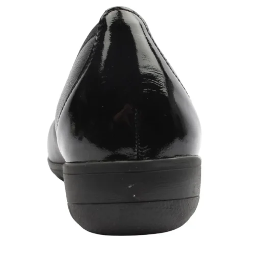 22103 Pumps - Black