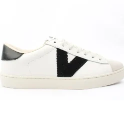 1126142 Shoe - Black