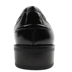 24303 Shoe - Black Patent