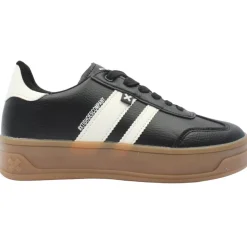 143645 Shoe - Black/White