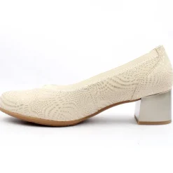 5720 Shoe - Gold