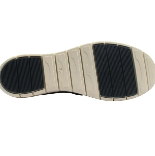 24700 Shoe - Navy