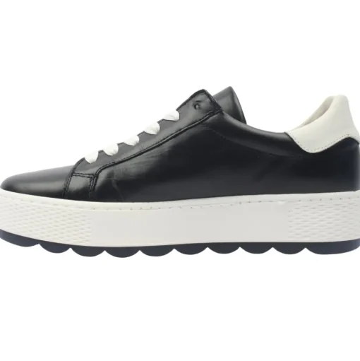 66058 Shoe - Navy/White