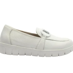24700 Shoe - Pearl