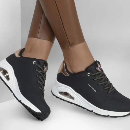 155196 Uno Runner - Black